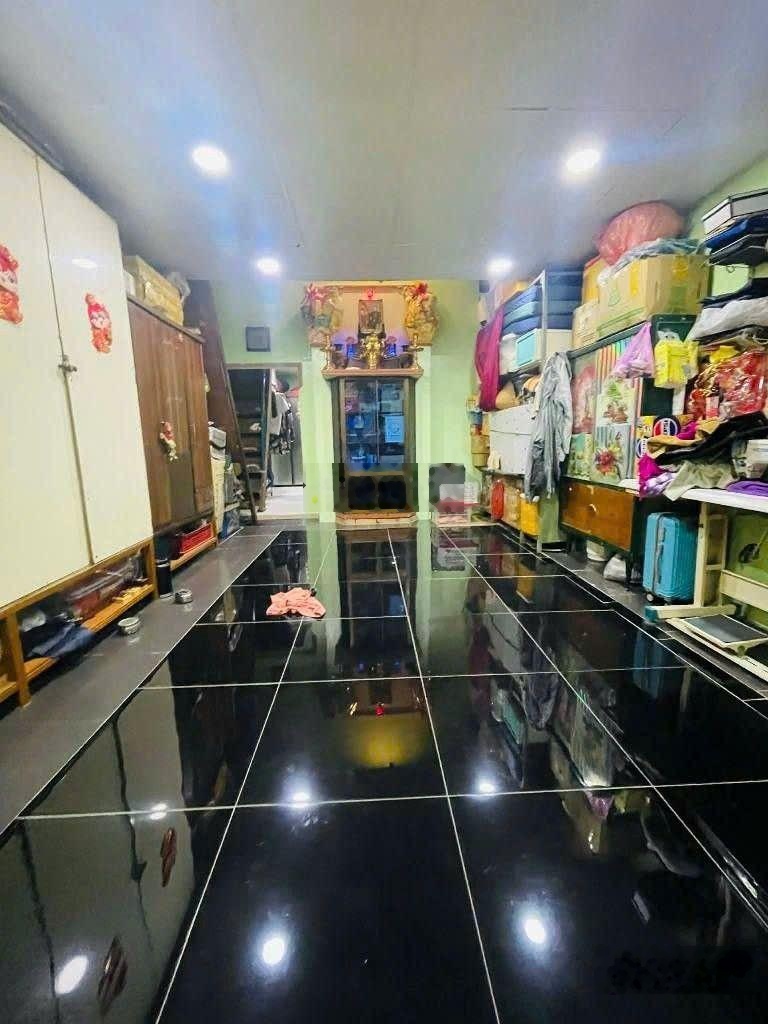 Bán nhà riêng tại Mã Lò, 4,3 tỷ, 62,4m2, 4,3m x 18m giá cực chất, Bình Tân, HCM