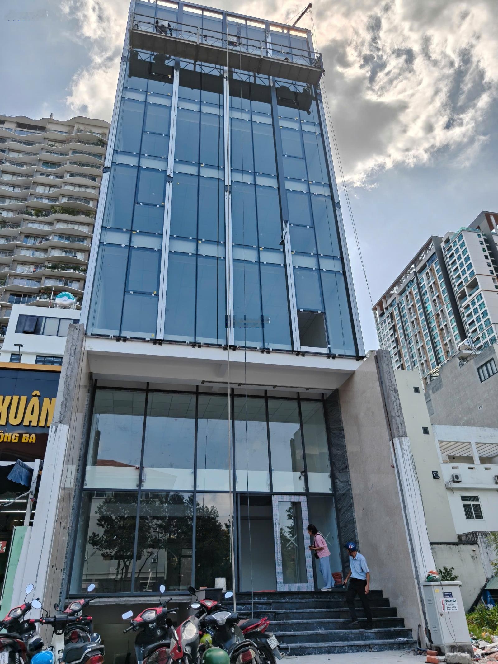 Giá rẻ nhất Thành Mỹ Lợi - Toà nhà mặt tiền Trương Văn Bang - Hầm 6 Tầng - HĐT: 90Tr - Giá 32 tỷ