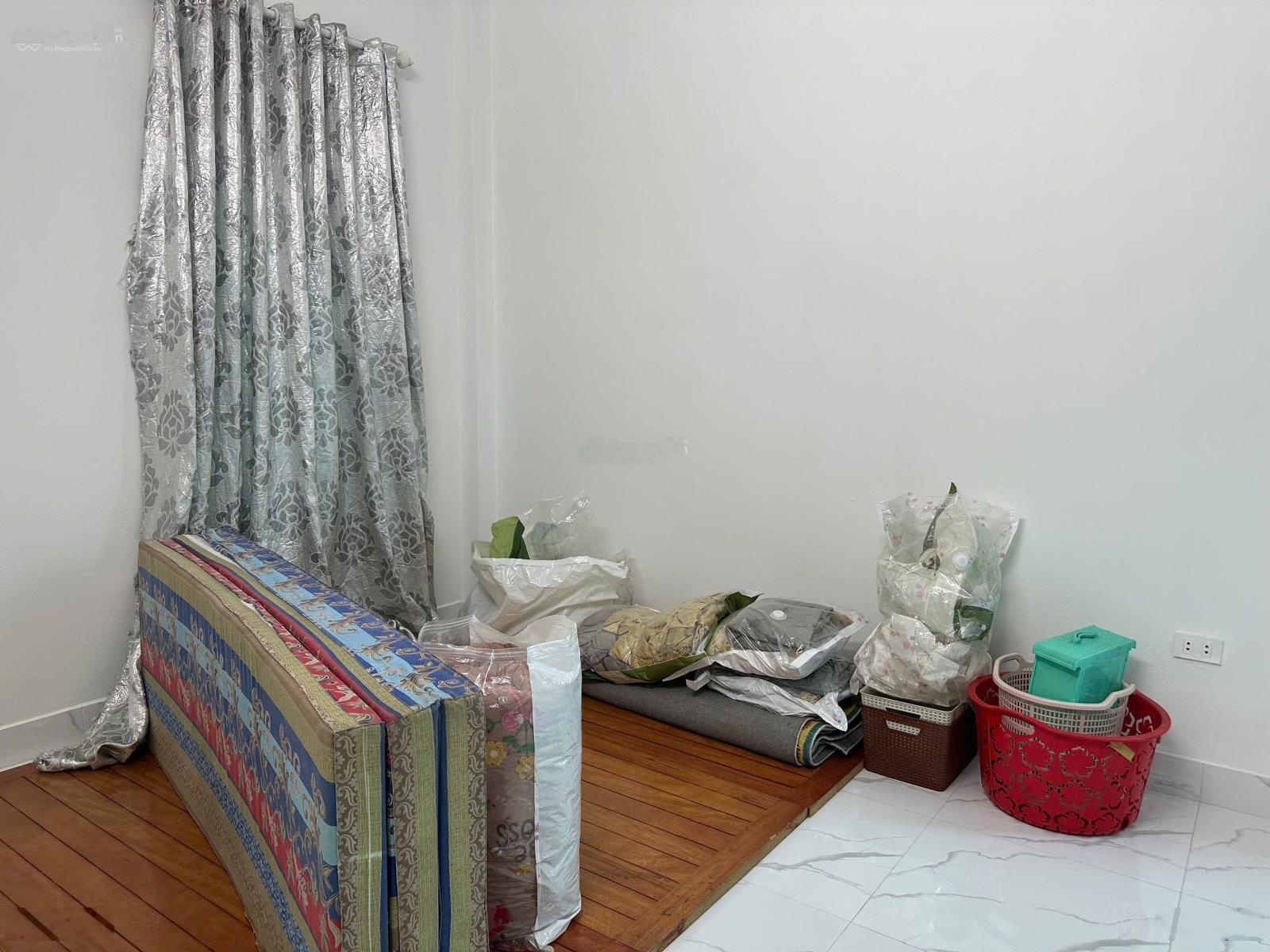 Hàng nóng. Nhà lô góc 44m2 4 tầng rẻ hơn chung cư chỉ nhỉnh 5,5 tỷ sát Vin Cổ Loa cầu Tứ Liên