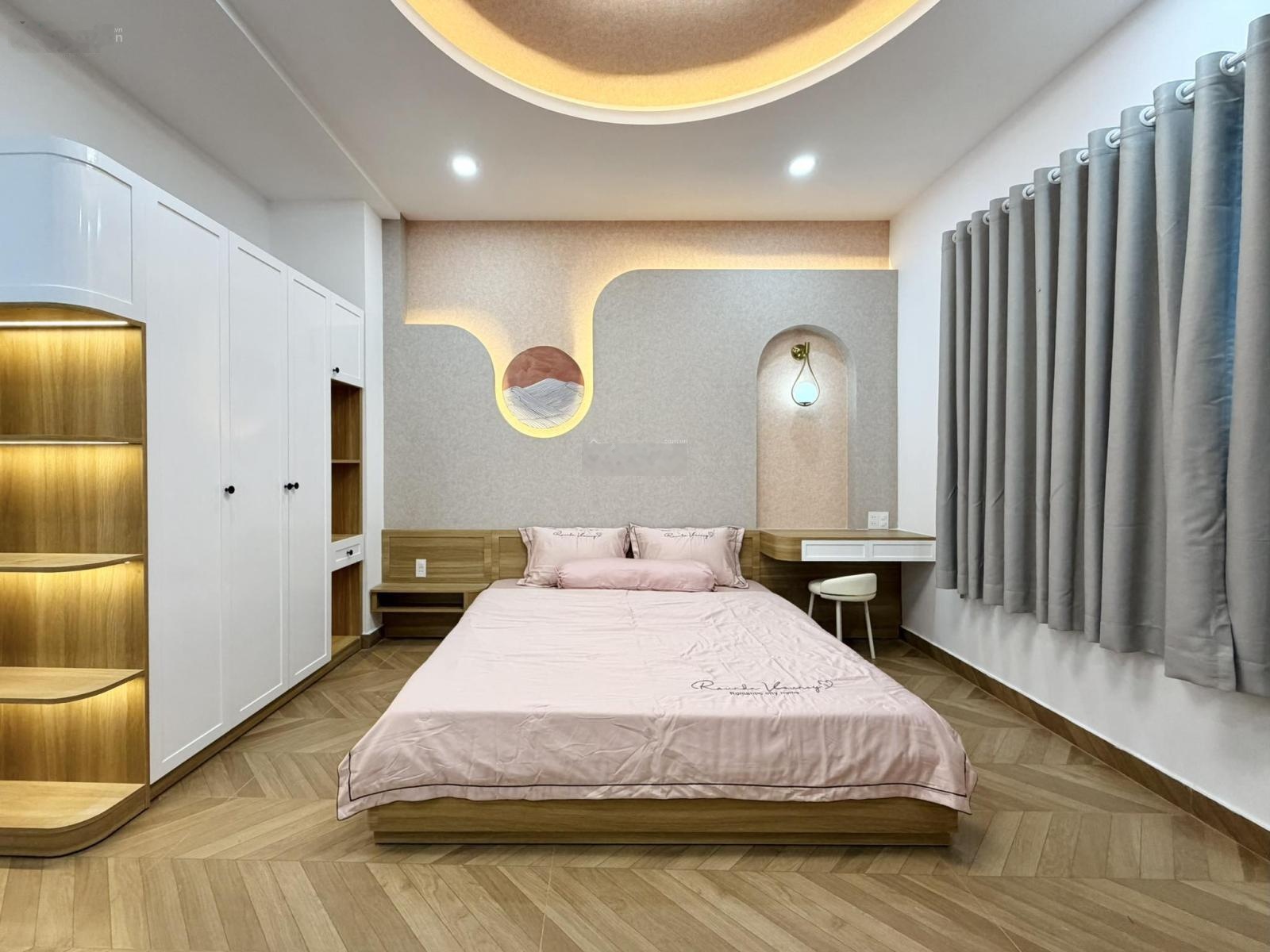 Nhà hẻm xe hơi 12m, KDC Bình Lợi sát ĐH Văn Lang, 4 tầng, DT: 4 x 17.5m, chỉ 12.8 tỷ (cực hiếm! )