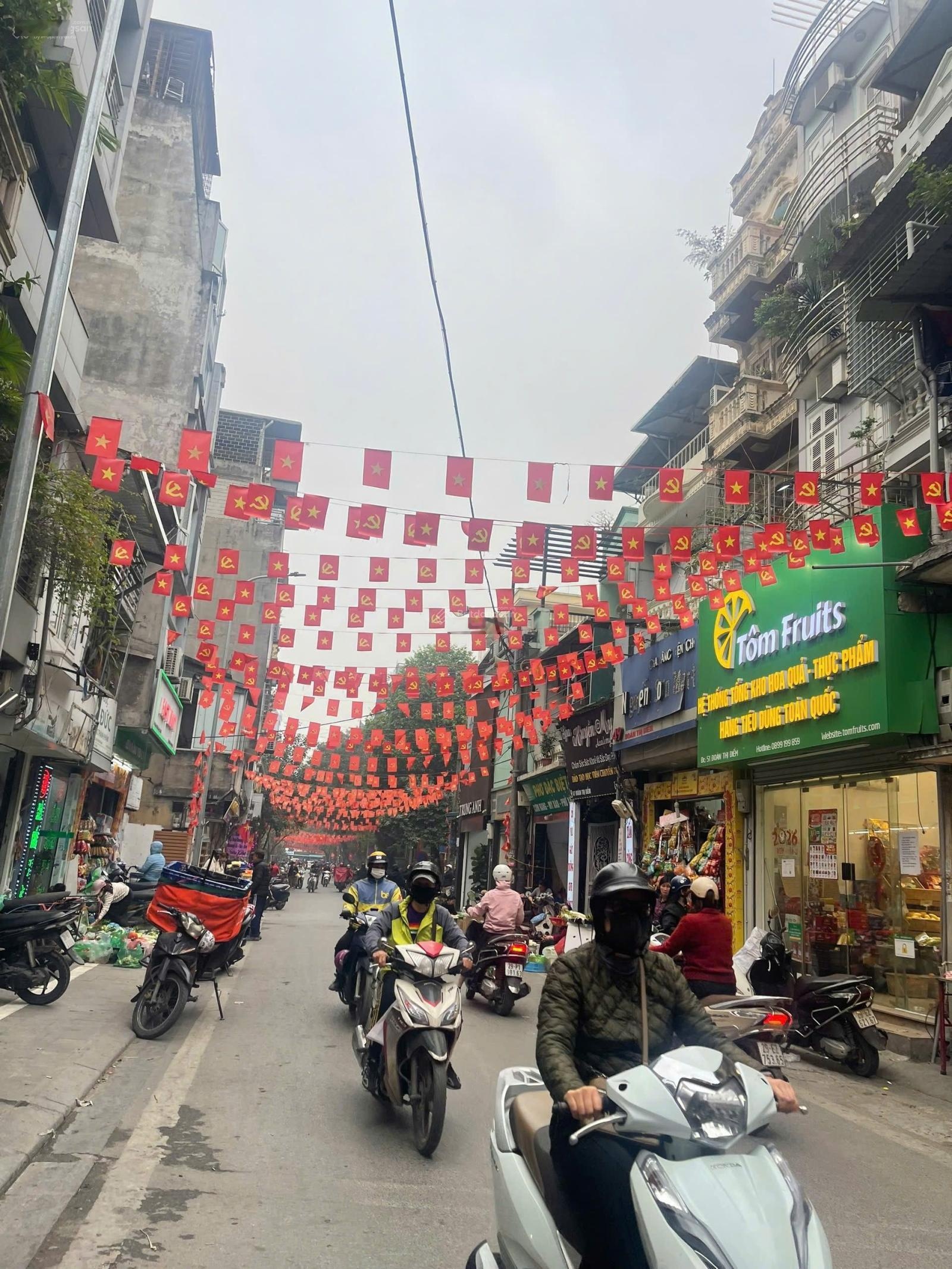 Siêu phẩm nhà mặt phố quận đống đa giá trị vượt thời gian đi lại thuận lợi kinh doanh đỉnh