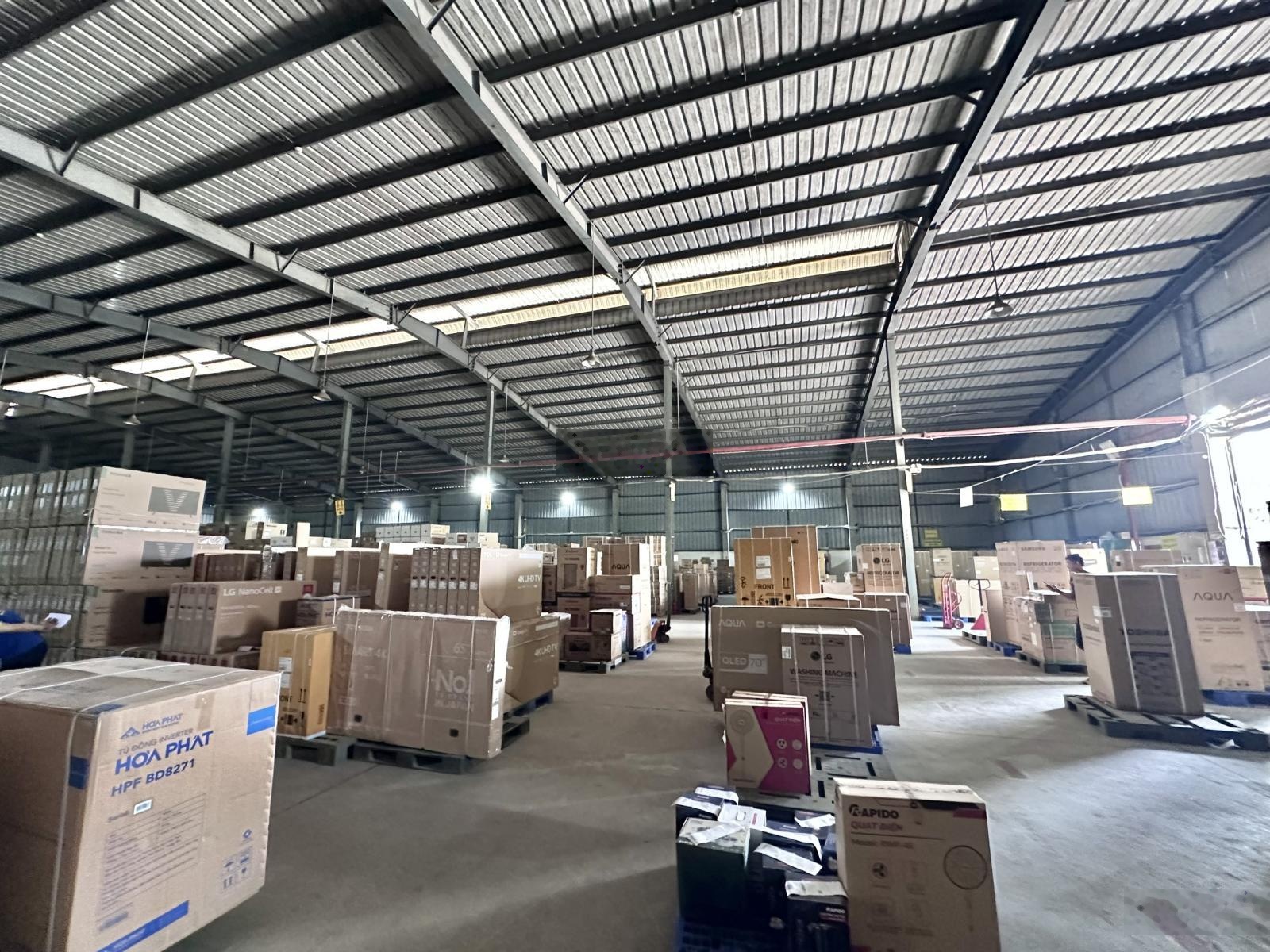 2300m kho xưởng khu vực Tam Hiệp, sát đường 70 cho thuê lâu dài, container đỗ cửa