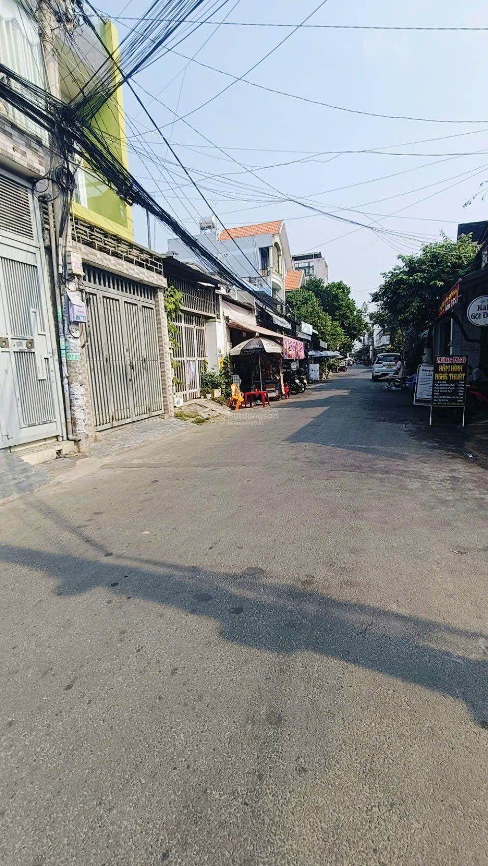 Bán dãi trọ 5 phòng ngang 5,5m (95m2) đường số 1 BHH Bình Tân thu nhập 10 triệu giá 3,99 tỷ TL