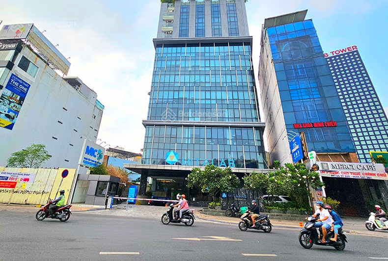 Ngợp bank bán tòa nhà mặt tiền Cộng Hòa, Tân Bình, 27 x 46m, dự kiến 10.000m2 sàn, 2 hầm 16 tầng