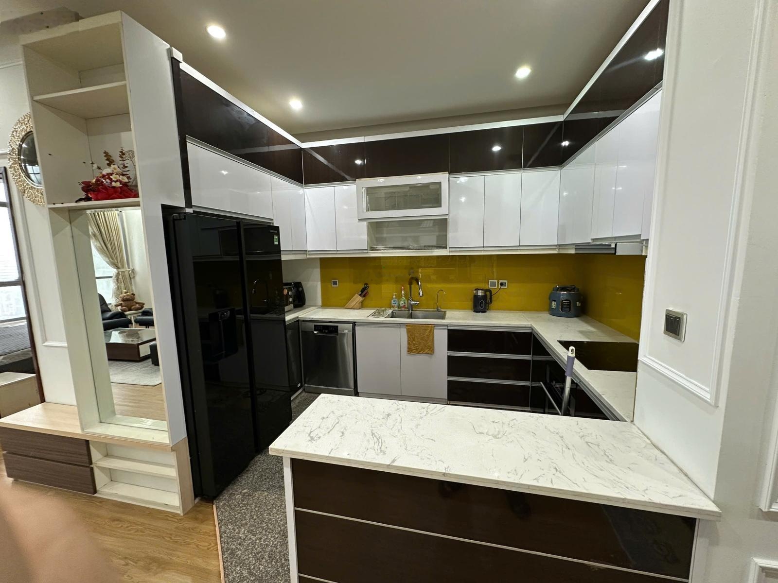 Chính chủ cho thuê căn hộ 4PN 169m² tại Thăng Long Number One