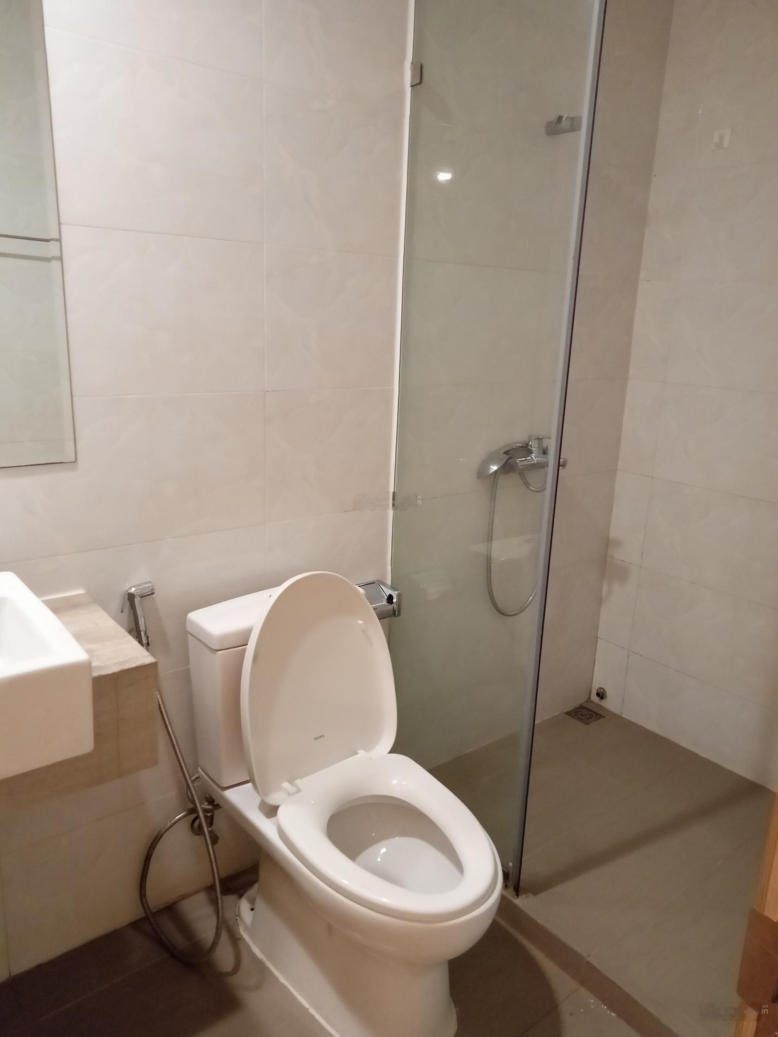 Chính chủ bán căn 2 ngủ 80m2 tòa A tầng trung chung cư Mipec Long Biên giá 7.6 tỷ: LH 0829911592