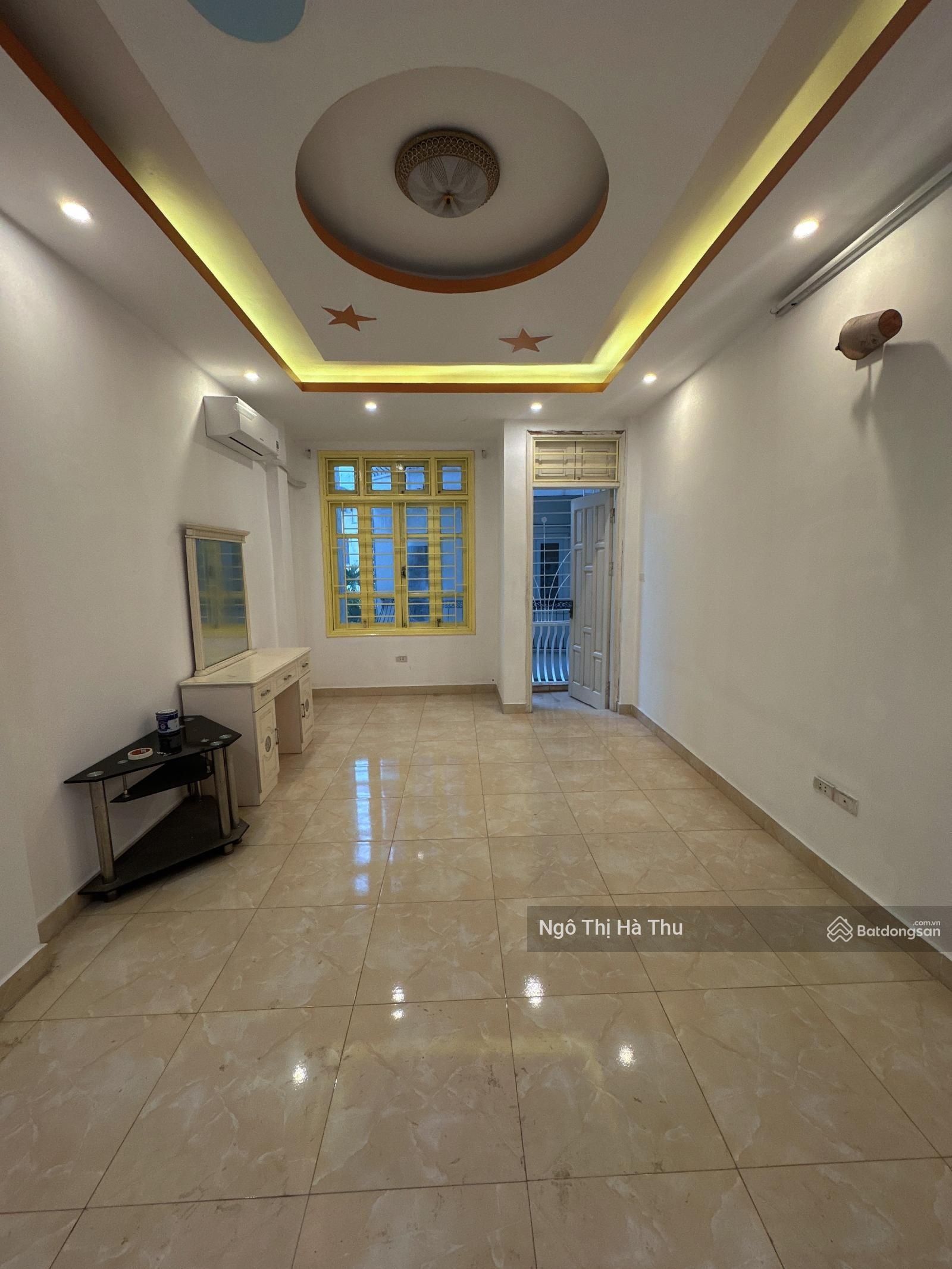 Nhà dân xây phố bồ đề hàng cực hiếm giá đầu tư diện tích: 45m x 6 tầng, 11.8 tỷ