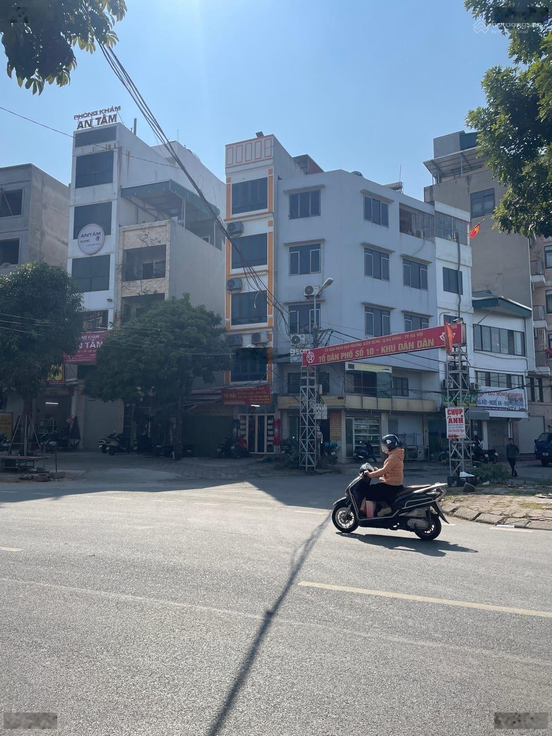 Đất Xa La hiếm - Ngõ 3 gác gần vườn hoa Hà Đông giá đầu tư 130tr/m2. LHCC 0978959102