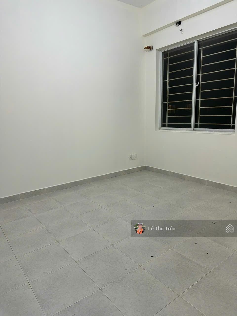 Bán căn hộ Phú Mỹ Thuận. DT 95m, 2PN, 2WC, view sông. Giá 2.6 tỷ