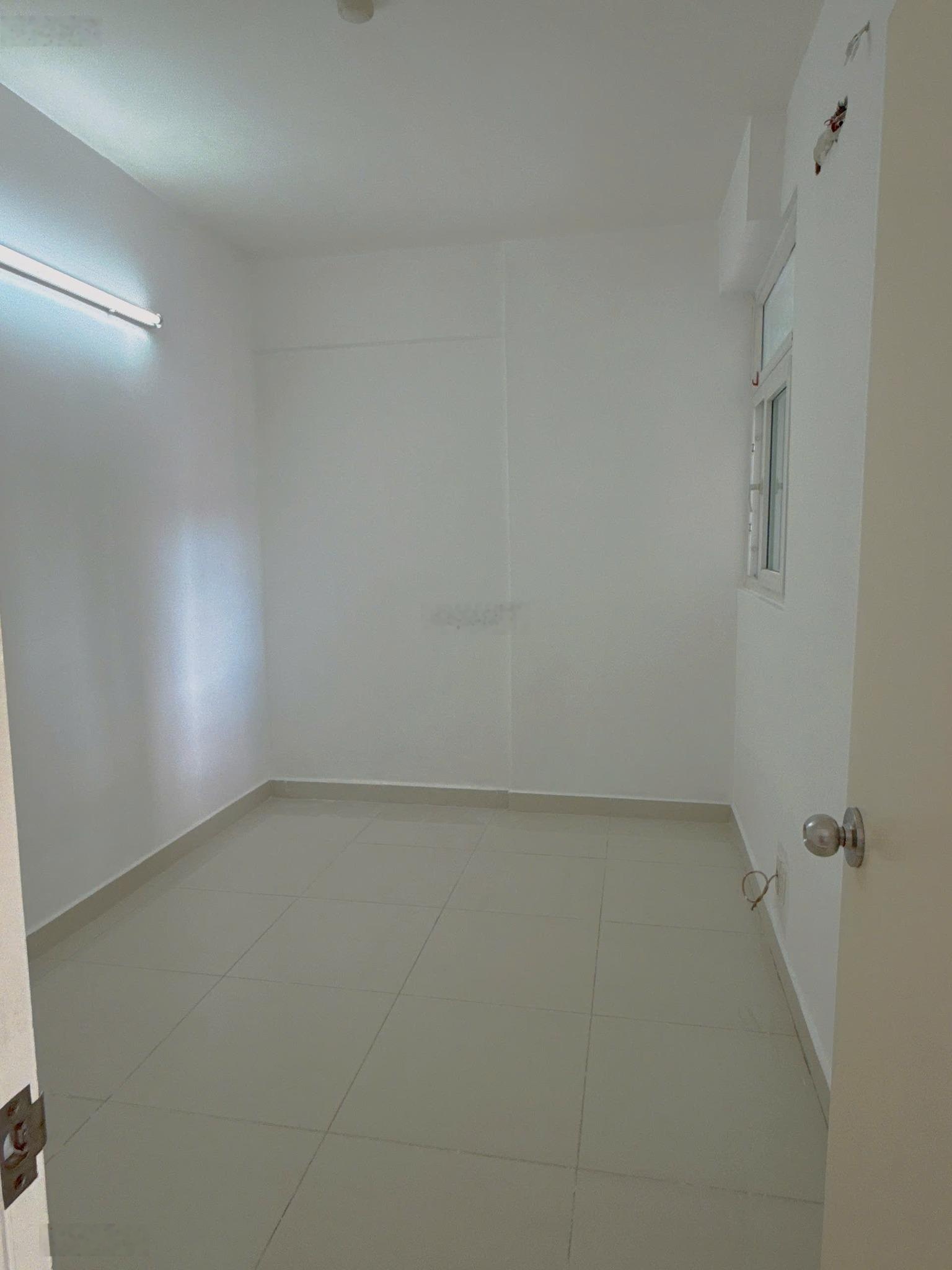 Bán căn hộ chung cư Sunview Town Thủ Đức 2PN, 2WC đã có sổ hồng, ngay QL13, gần Phạm Văn Đồng