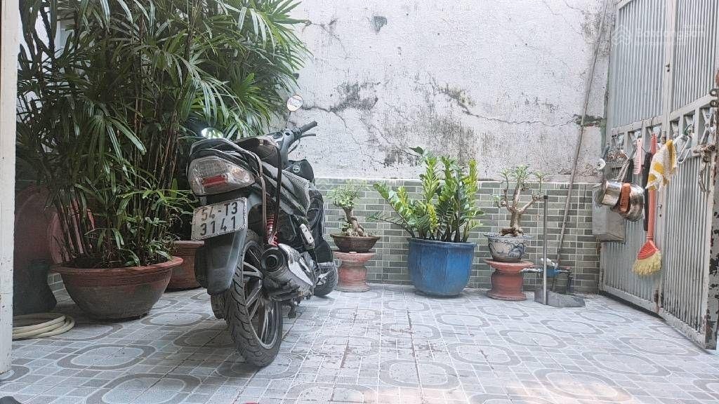 Bán nhà chính chủ Dương Quảng Hàm, 45m2, xây mới 4 tầng, khu nhà VIP sát Bình Thạnh, chỉ 4,38 tỷ