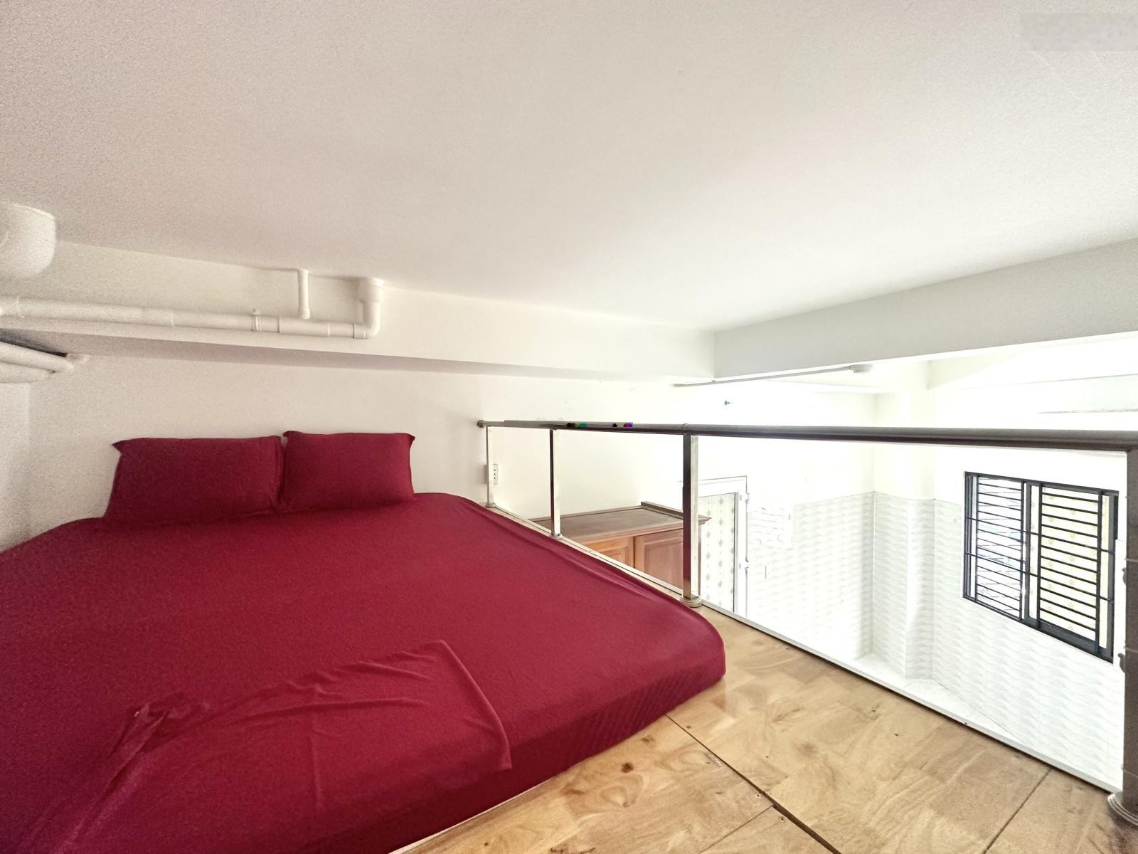 Căn Hộ Gác Lửng Ban Công 35m2 Ngay ĐH Bách Khoa