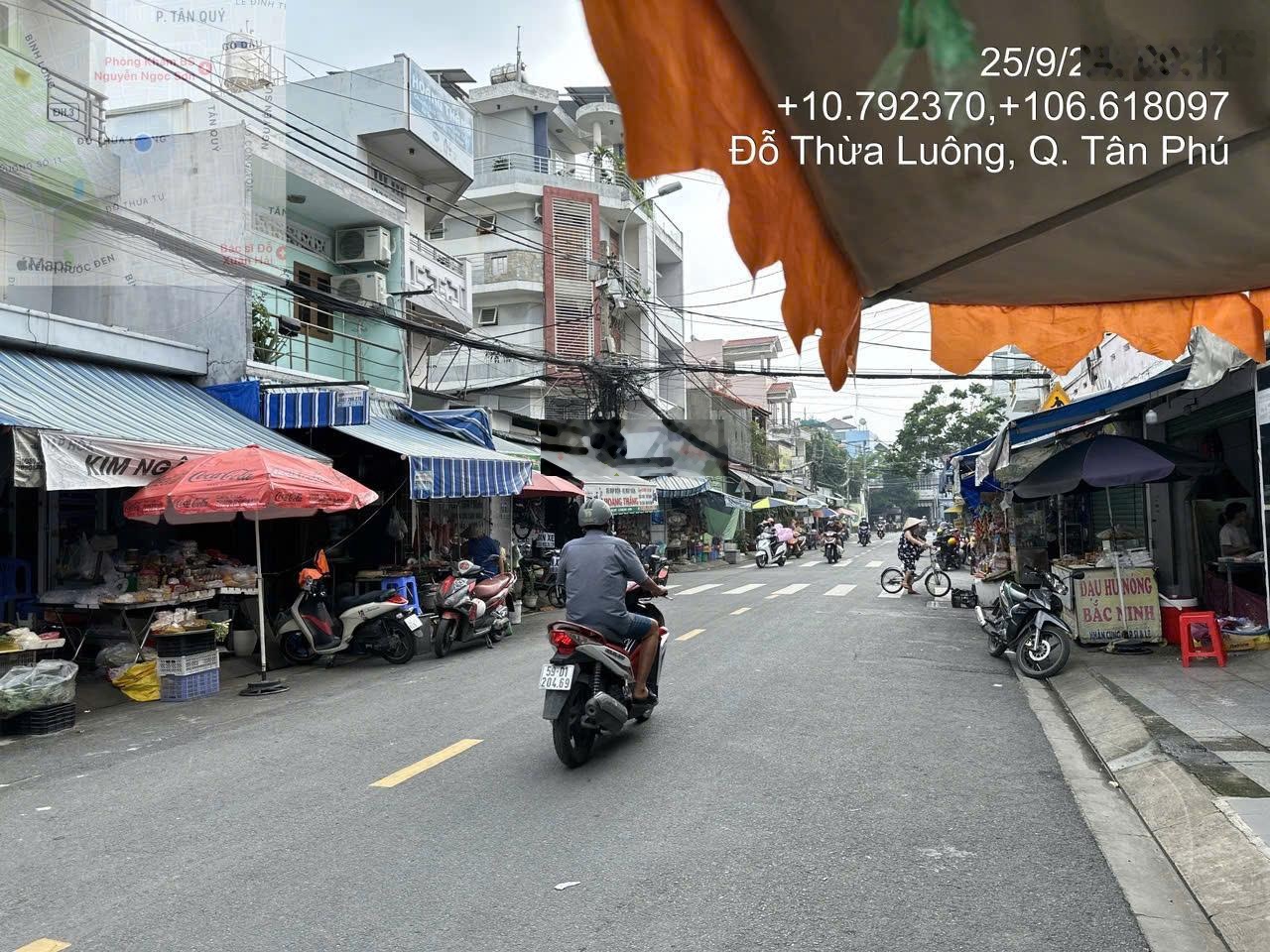 Bán nhà mặt tiền Đỗ Thừa Luông, P. Tân Quý, Q. TP giá 11.5 tỷ