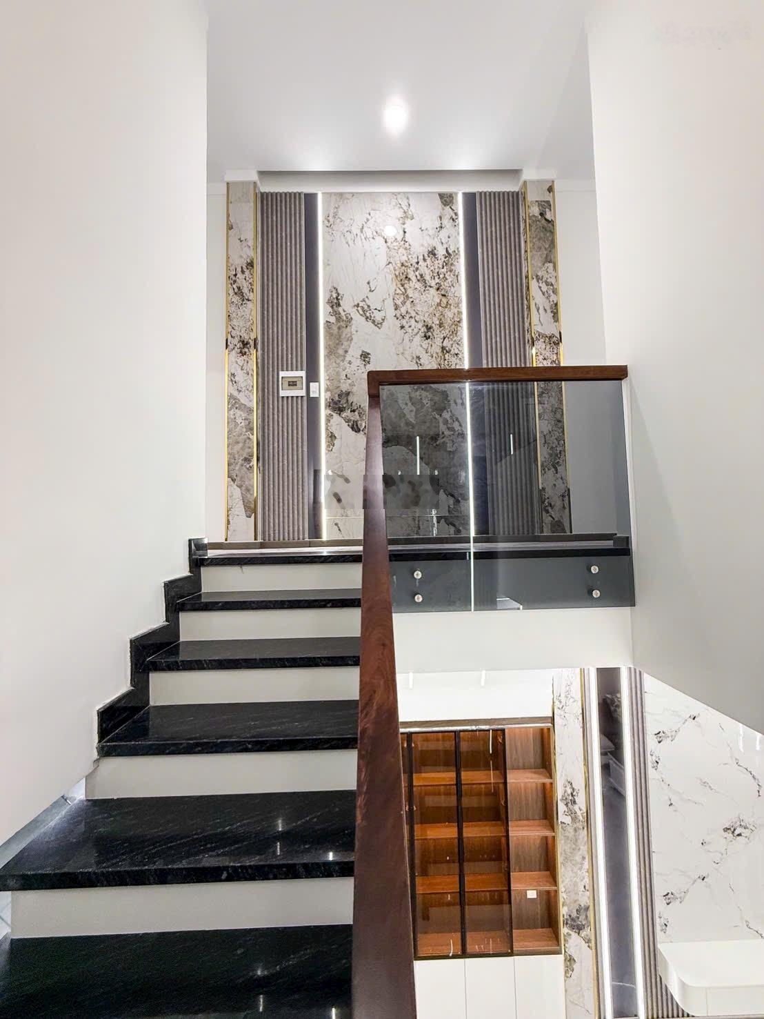 Chủ gởi bán nhà 1T1L (hoàn công) vị trí 2 đường Nguyễn Tri Phương P. Bửu Hoà 4 tỷ - 82m2-3PN-2WC