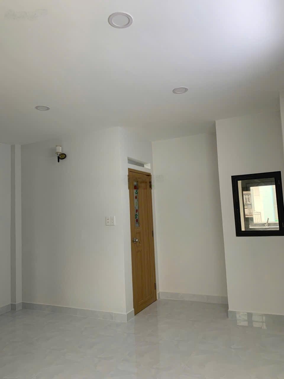 Bán NR 3PN, 3WC, 40m2, giá cực chất, Đường 1, Bình Tân, HCM