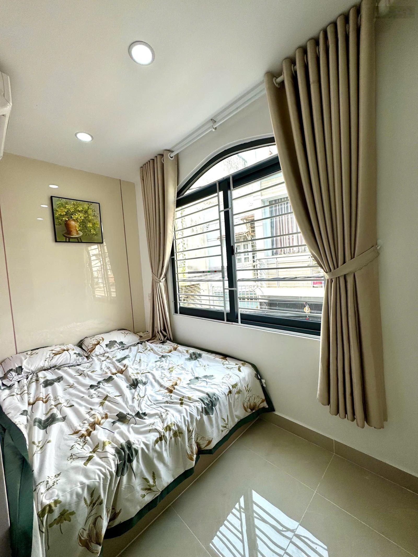 Bán nhà 3 tầng, 3pn, ngang 4.2m, hẻm xe hơi thông, dương quảng hàm, p5 gò vấp, 4 tỷ nhỉnh