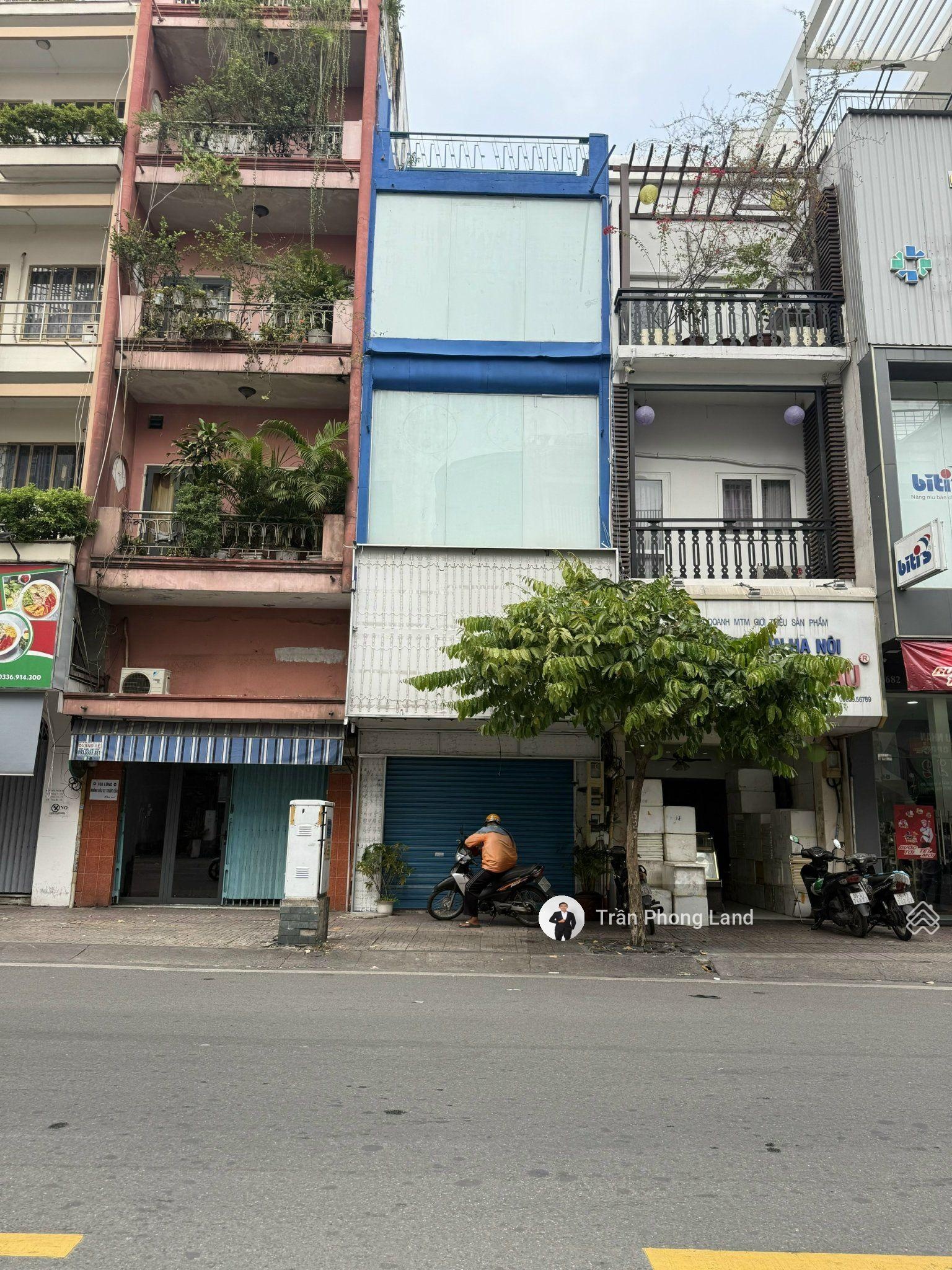 Chính chủ cho thuê nhà mặt tiền 686 Nguyễn Đình Chiểu, P3, Q3, 4x10m, trệt lửng 2 lầu, 0908140491