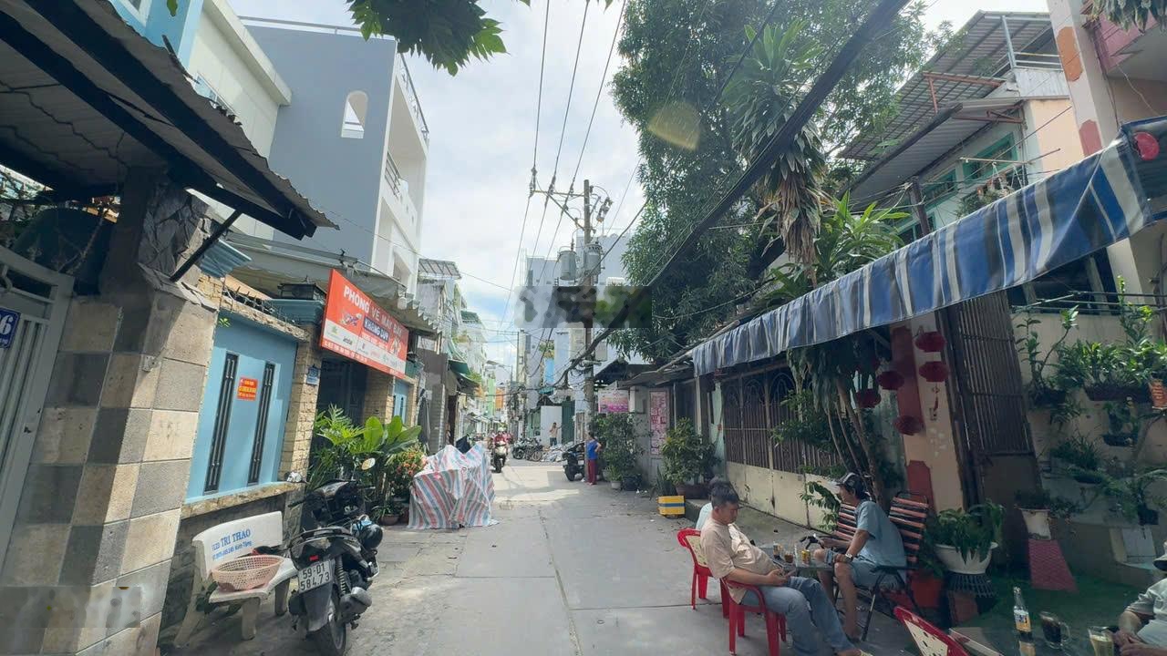 Bán nhà MTNB 7m (XH) Trịnh Đình Trọng, P. Phú Trung, Q. Tân Phú giá 11.8 tỷ