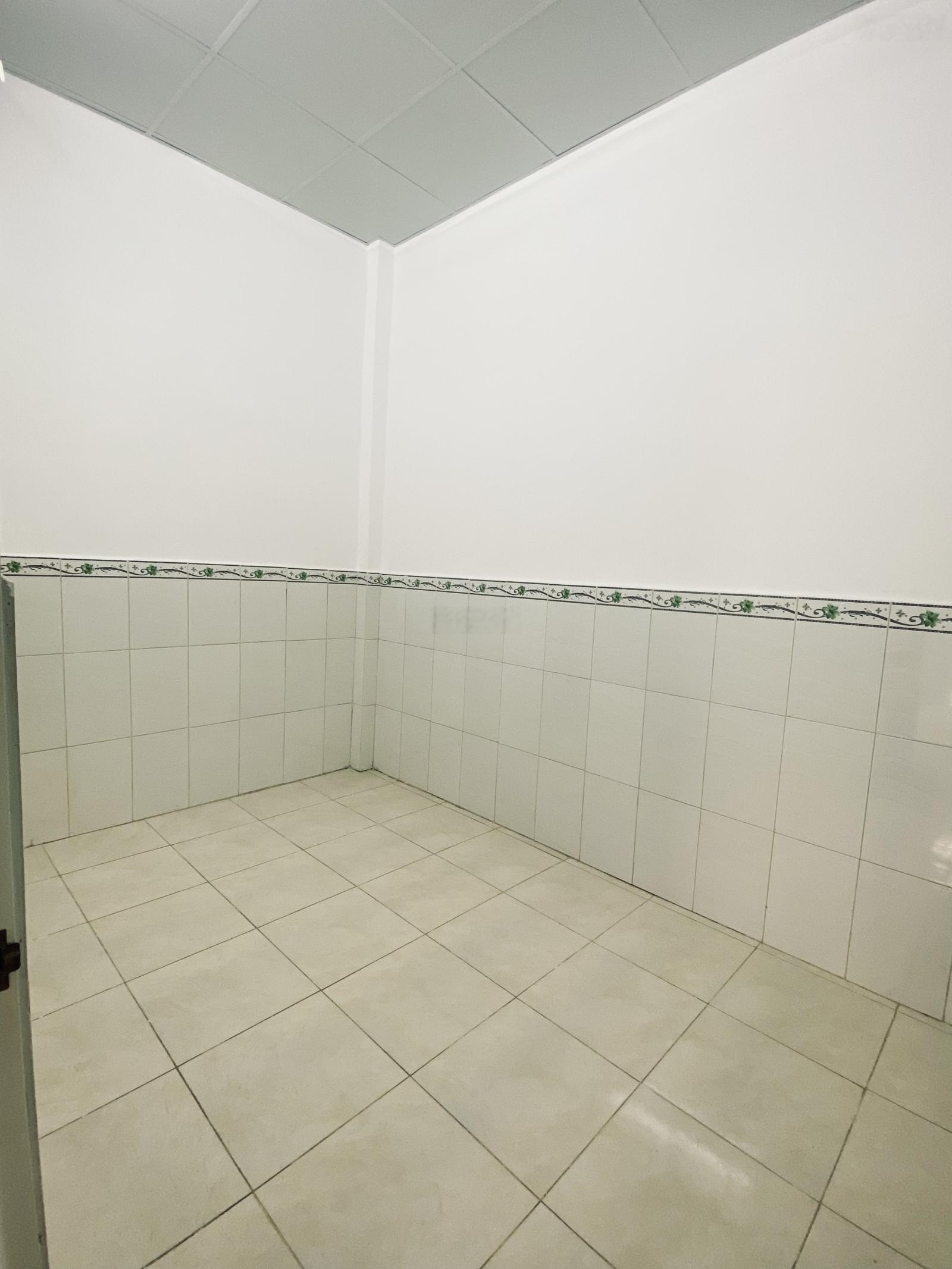 Nhà mới Âu Dương Lân, quận 8 - nhỉnh 2 tỷ - 2 tầng 22m2