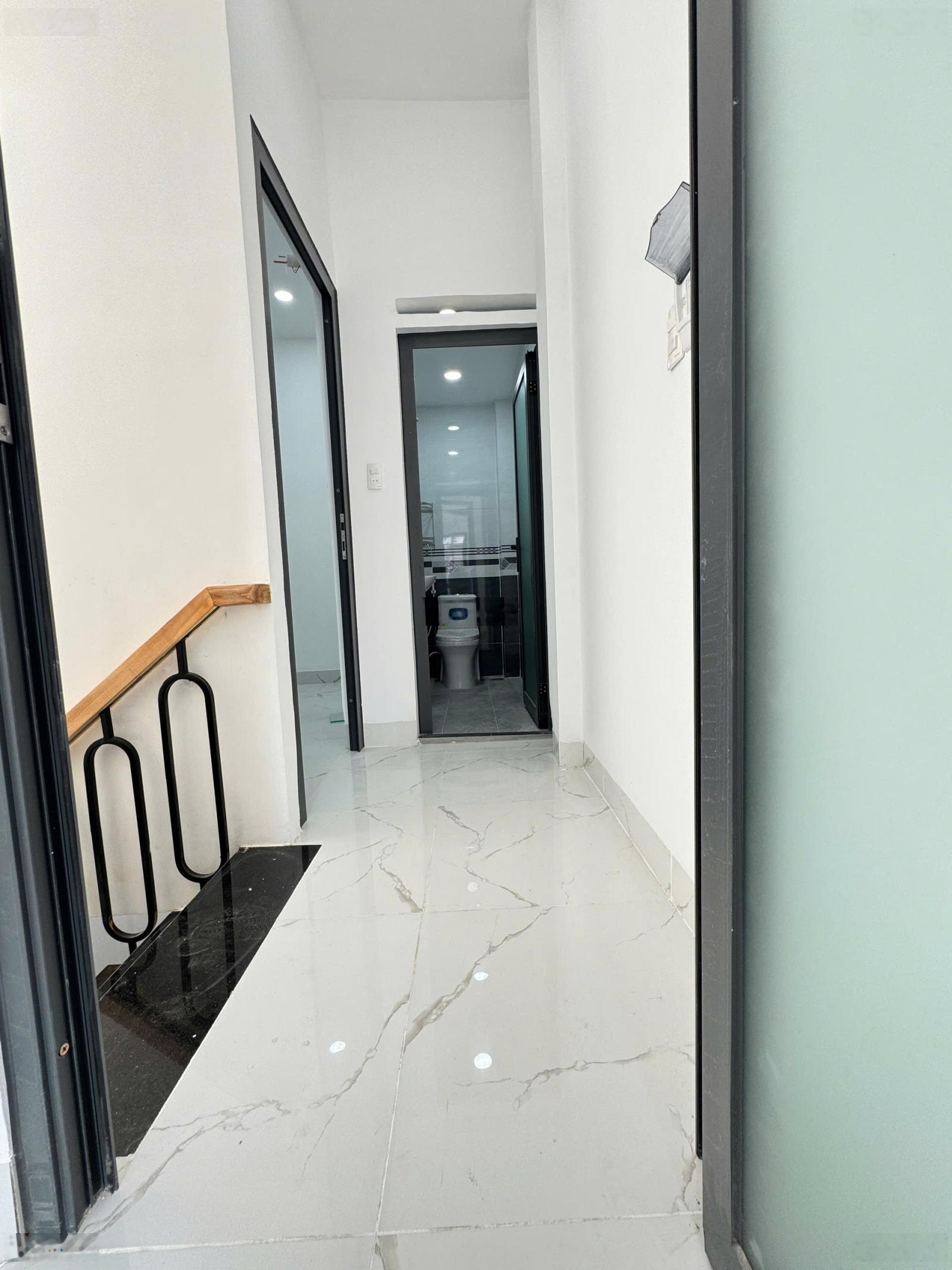 Nhà Đẹp 4x8m 1Lầu Đúc (2PN 2WC) Hẻm 5m. Miếu Gò Xoài. BHHA. Bình Tân