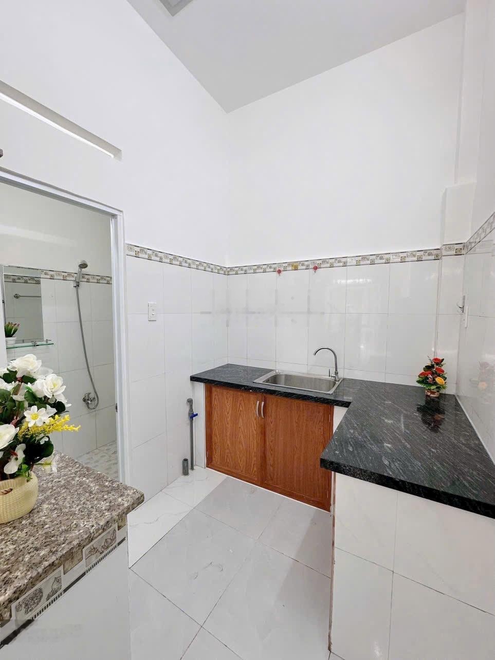 Nhà Bán 3,3x8m 1Lầu Đúc (2Phòng Ngủ) Hẻm 4,5m. Lê Đình Cẩn. Bình Tân