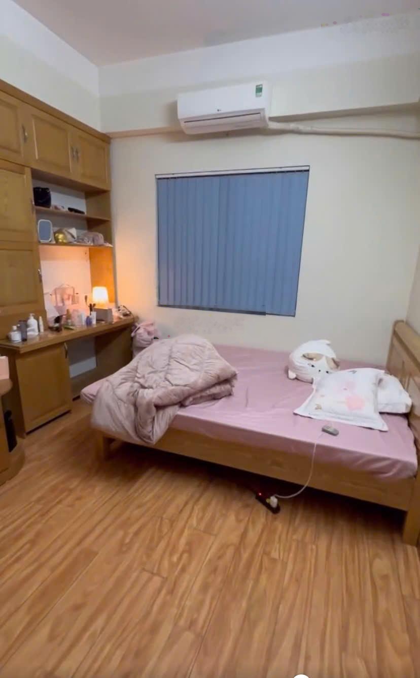 Chính Chủ không qua môi giới, Cho thuê căn hộ chung cư 2 ngủ 2 vs Tòa VP5 Linh Đàm