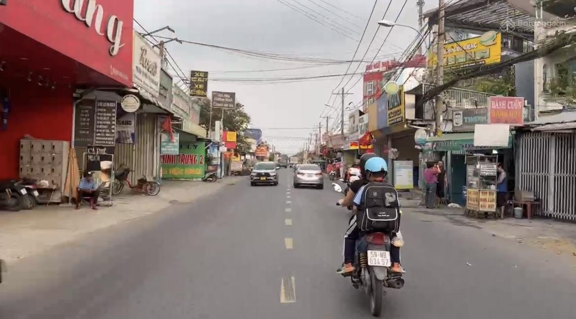 Bán kho MT Đinh Đức Thiện, Phước Lý, Cần Giuộc _ 1.400m2 thổ cư _ 32 tỷ