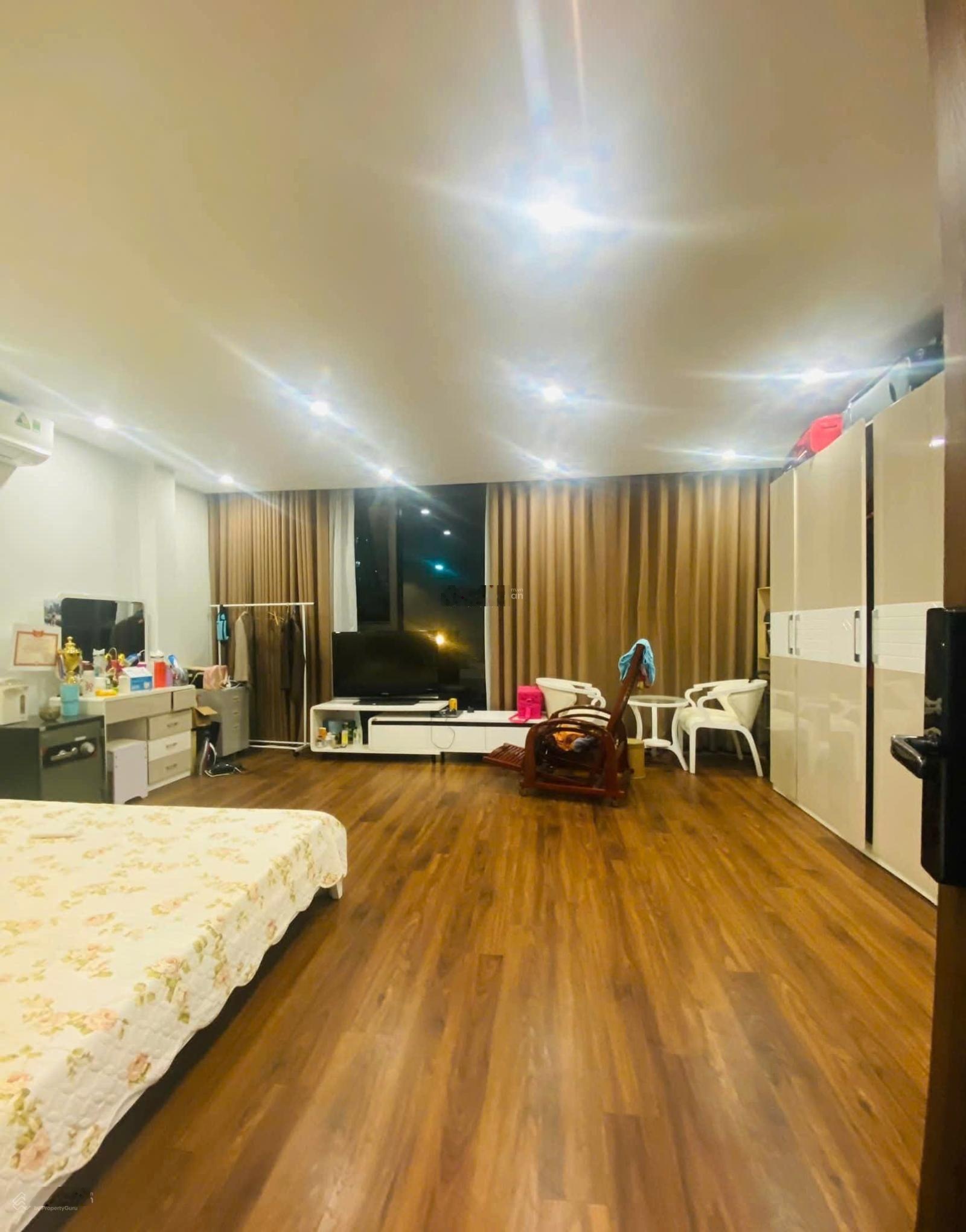 Bán nhà phố Nguỵ Như Kon Tum! Ô tô tránh vỉa hè, thang máy, full nội thất, kinh doanh đỉnh. 70m*6T