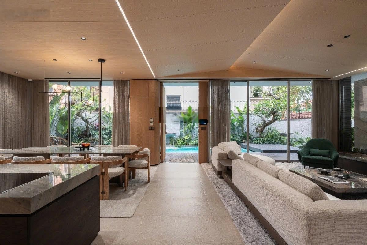 Căn Biệt Thự Đẹp Nhất Khu Compound Bên Sông Trần Não DT 17X24 CN 407m2 . Giá Tốt Bất Ngờ!!