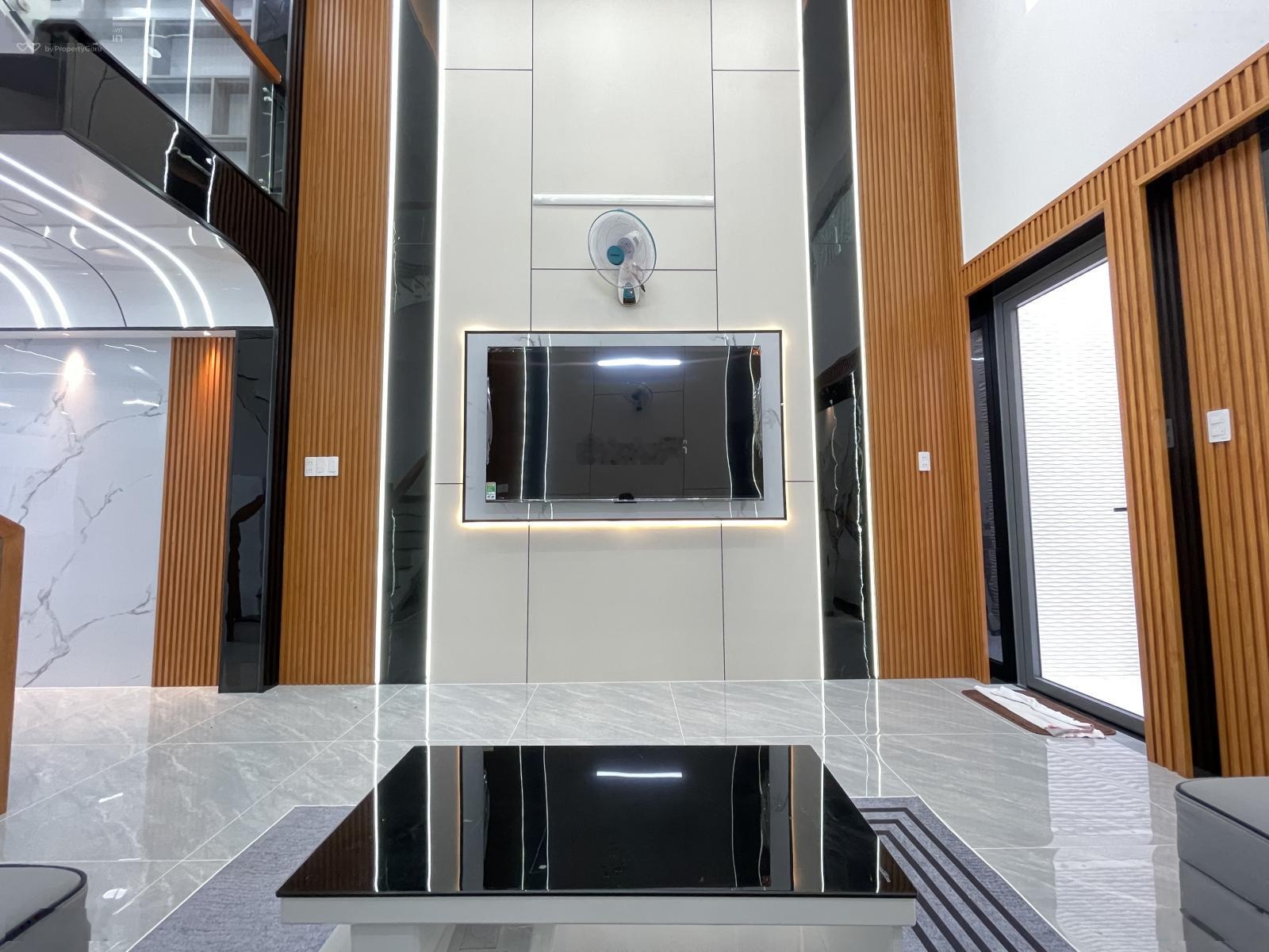 Nhà Phố 4 TầngXây Mới, Khu Trung Tâm Hành Chính Q.12