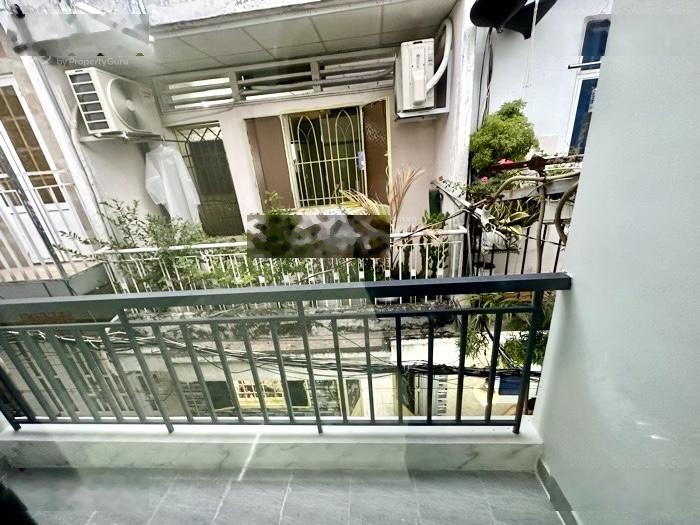 Nhà mới đón tết dt 24m2 gần miếu gò xoài,sổ hồng riêng