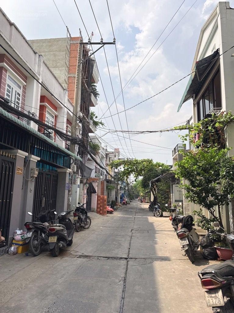 Chốt gấp nhà 5 tầng gò xoài - 2 mặt tiền kinh doanh - 8.5 tỷ diện tích: 4.12m x 17m.