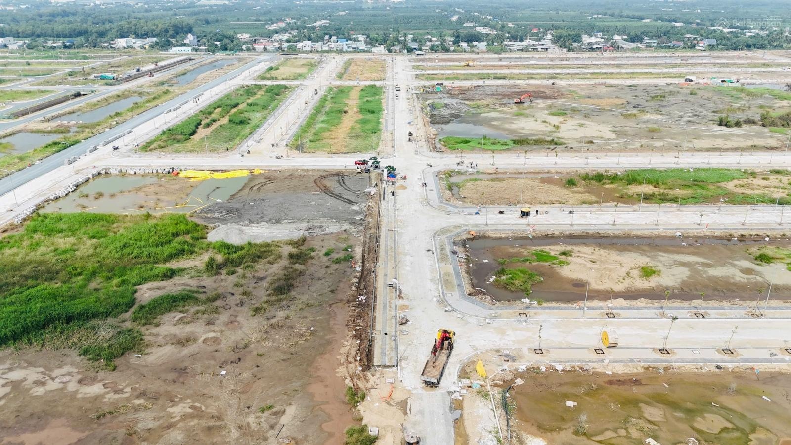 Thanh toán 500triệu sở hữu ngay nền đất mặt tiền Võ Văn Kiệt nối dài lộ giới 60m