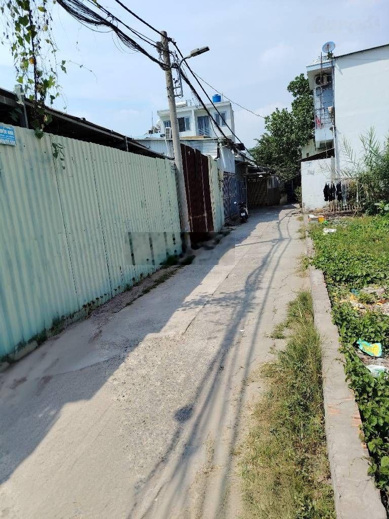 Bán Đất Hẻm Đường Phú Thuận, Quận 7, TP.HCM, giá ưu đãi 4,95 tỷ, diện tích 68m2 đẹp, nhiều tiện ích