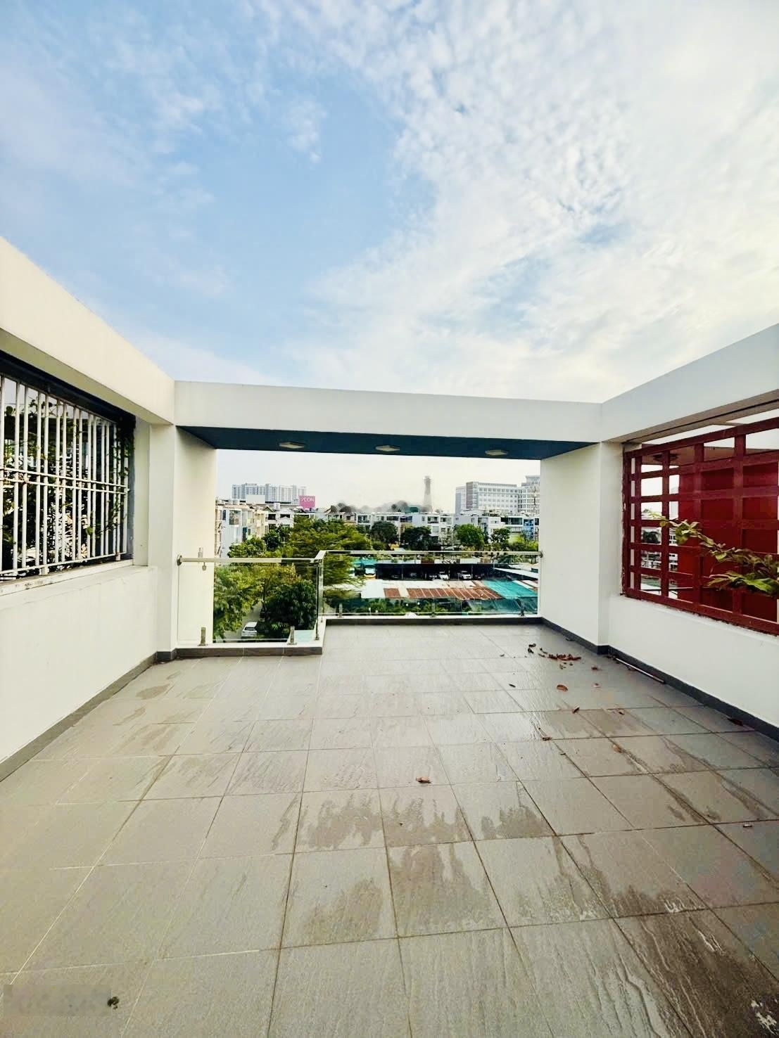 Bán nhà vip khu Tên Lửa - 4 tầng - 5x20m - Thiết kế hiện đại, nội thất xịn, đường hiếm nhà bán