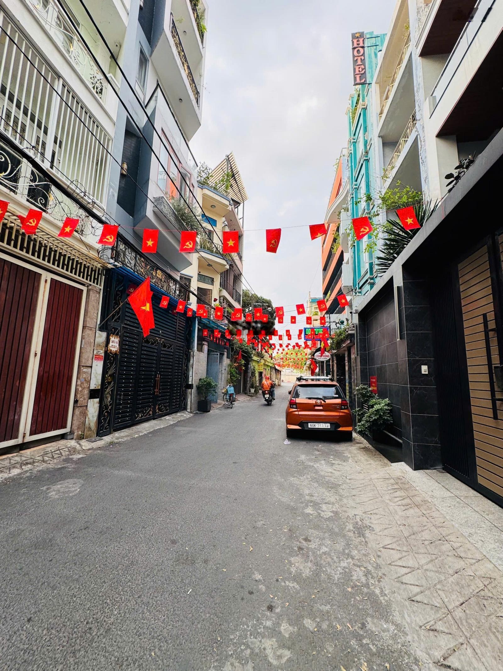 120tr/m2 hẻm 381/ Hoàng Văn Thụ, hẻm 7m, DT 4,5x17m, 3 tầng, nhà mới, giảm 2T còn 9,9 tỷ