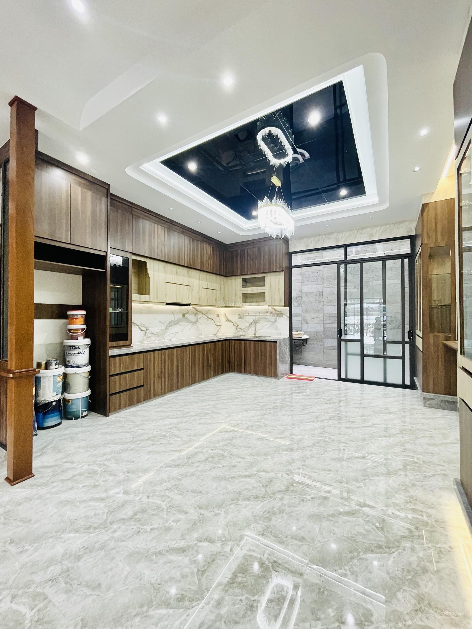 Bán nhà MTKD cạnh Aeon Mall Bình Tân - Khu Tên Lửa - 4 tầng - 5x20m - 5PN - Nhà xịn, mới cứng