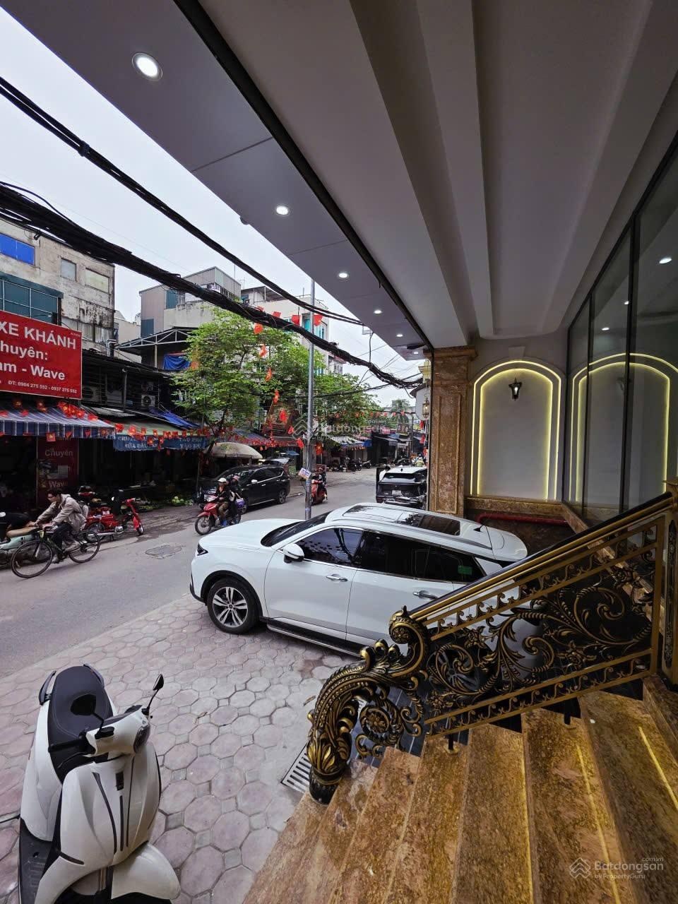 Nhà C4 MP Giang Văn Minh 165m2, MT 10m, căn góc 2 mặt phố, vỉa hè rộng 8m, 1 sổ 1 chủ, QH ổn định