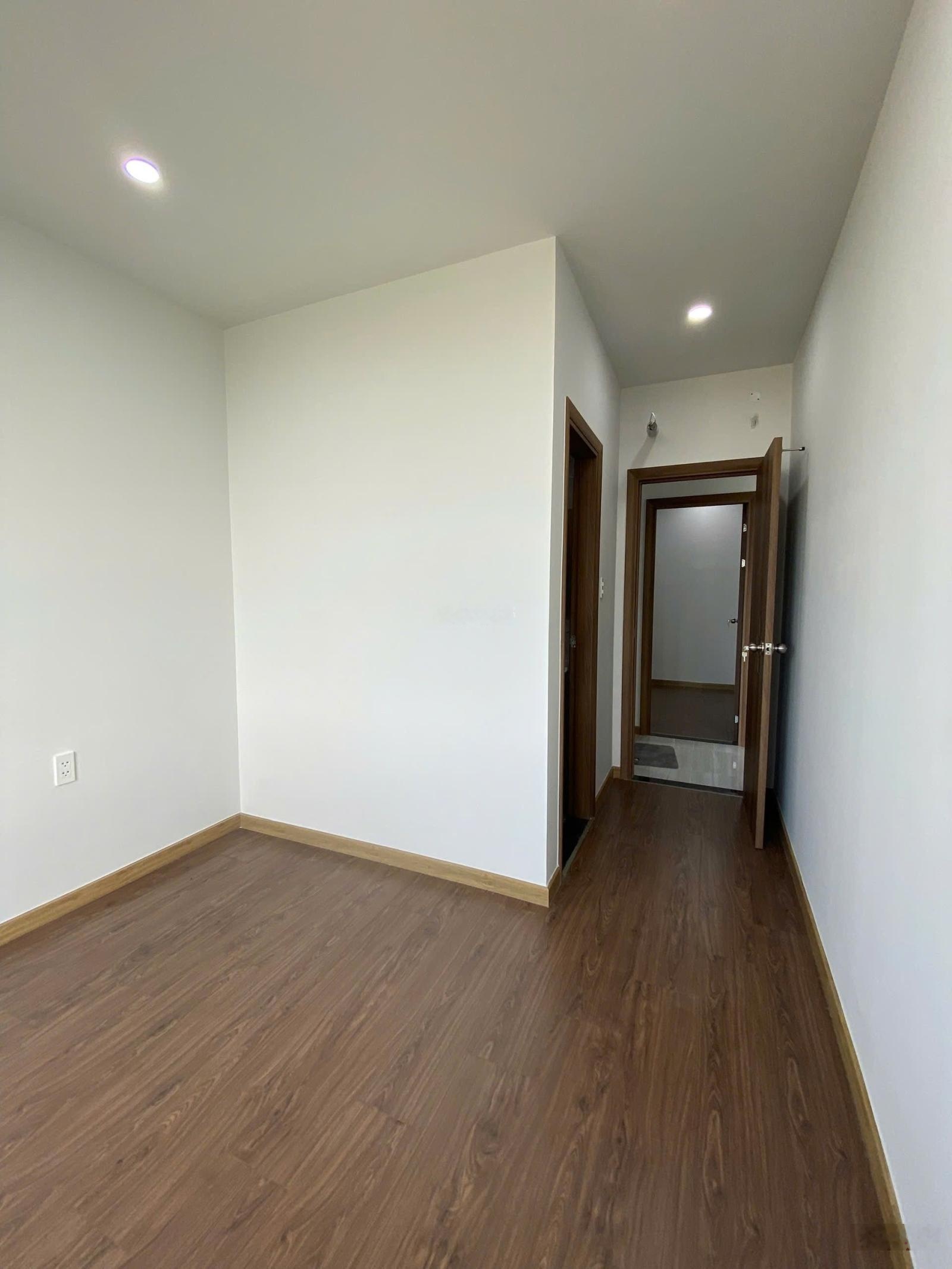 Cần Bán Chung Cư Bcons Topaz Ngay Làng Đại Học Thủ Đức căn 2pn giá rẻ sổ hồng riêng