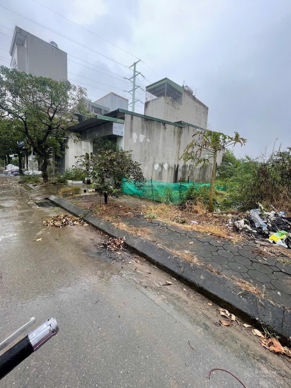 Bán đất dịch vụ khu Hòa Bình, Yên Nghĩa, Hà Đông Hà Nội. Diện tích 50m, mt 54m, đường 2 ô tô tránh