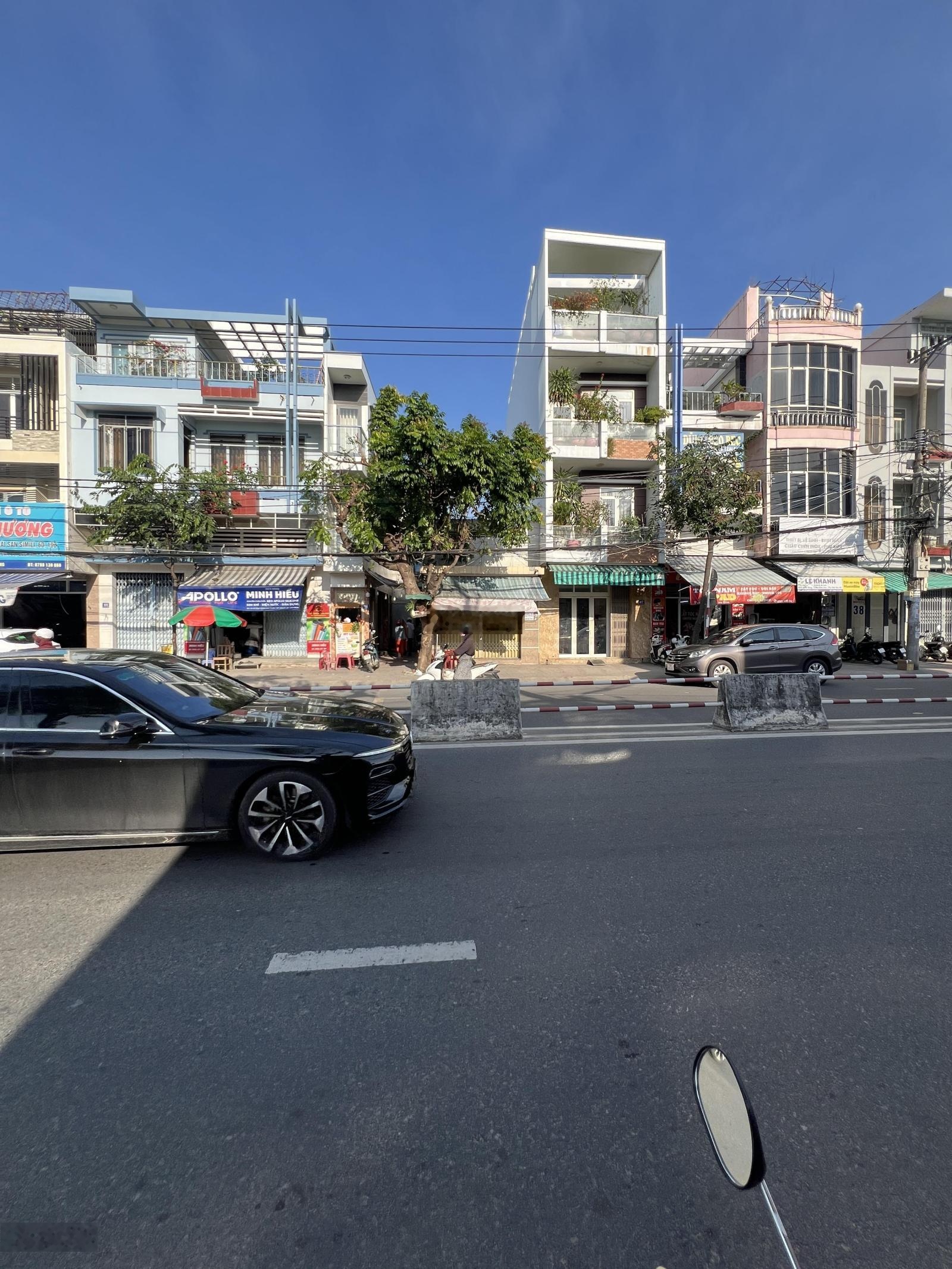 Bán nhà mặt tiền Lê Hồng Phong TP. Nha Trang vị trí đắc địa kinh doanh