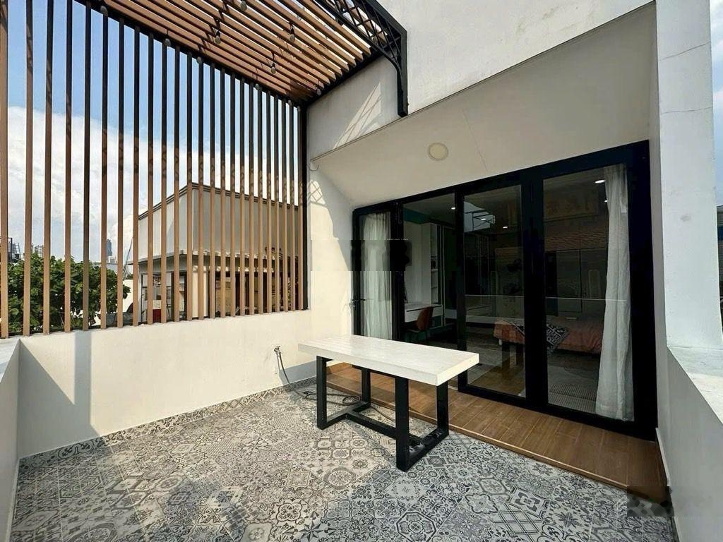 Nhà đẹp 5 tầng - kinh doanh dòng tiền cao cấp khu Phan Xích Long