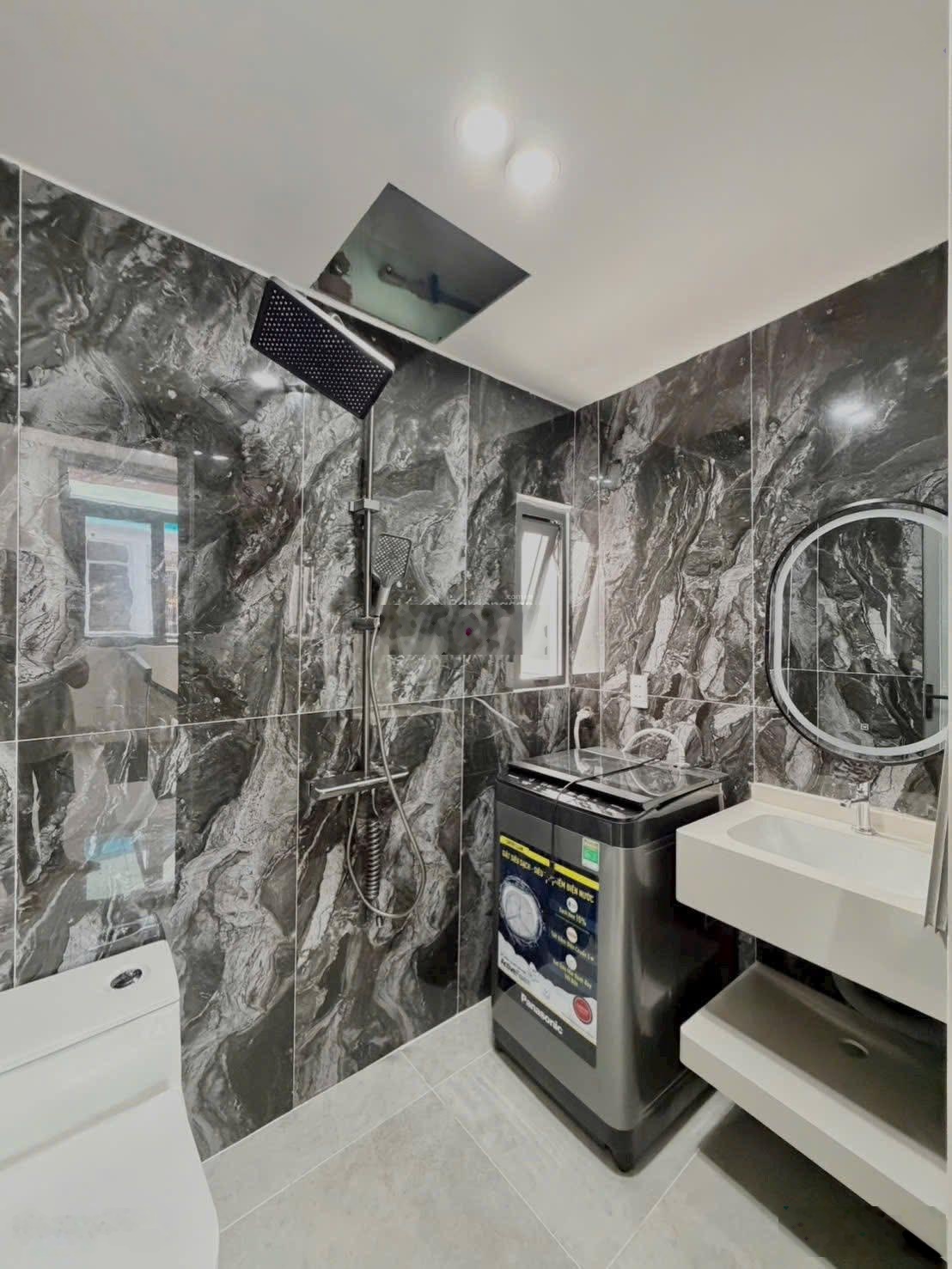 Siêu phẩm 2 tầng kiệt 33 trưng nữ vương Vị trí vài bước chân ra CẦU RỒNG , Công Viên APEC .