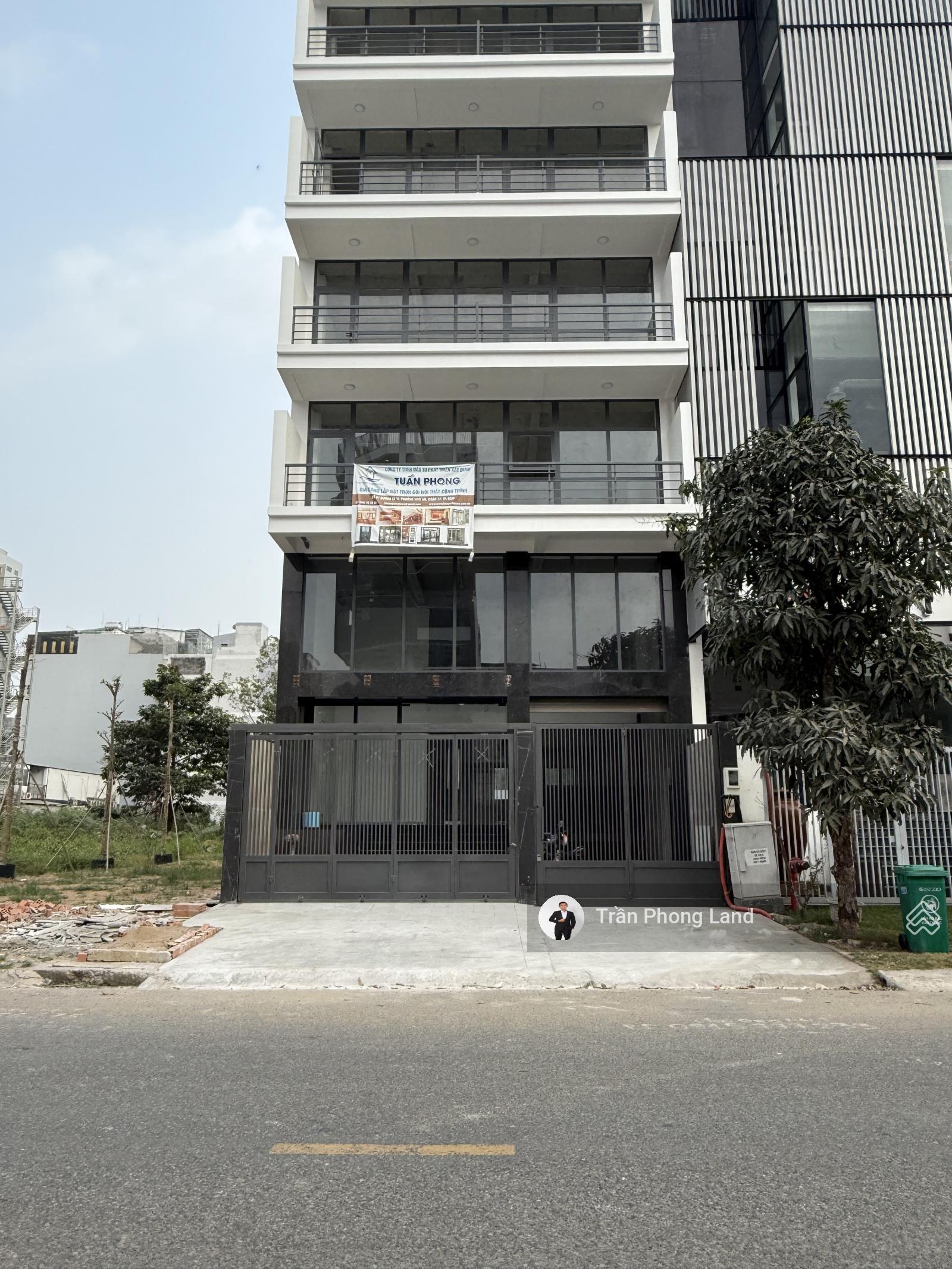 Chính chủ cho thuê nhà mặt tiền 28 Nguyễn Thanh Sơn, Q2, 8x20m, hầm trệt lửng 4 lầu st, 0908140491