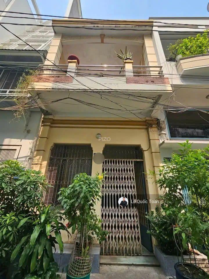 SIÊU VỊ TRÍ! Đối diện nhà thờ Tân Định, DT 4x18m - 72.8m2, 3 tầng Hai Bà Trưng, Q1 chỉ 16,5 tỷ TL