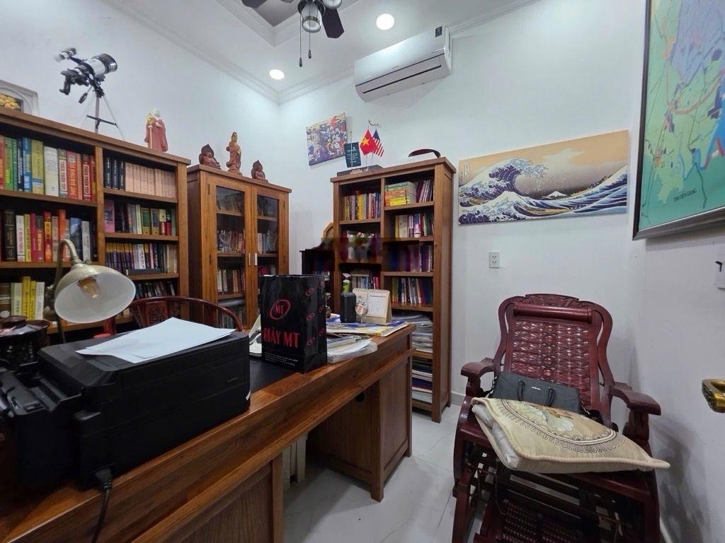 Nhà hot-1 sẹt khu Nguyễn Duy Trinh - 3T3PN-sân thượng thoáng mát-ô tô đỗ cửa-94m2 4x23 -chỉ 7,6 tỷ