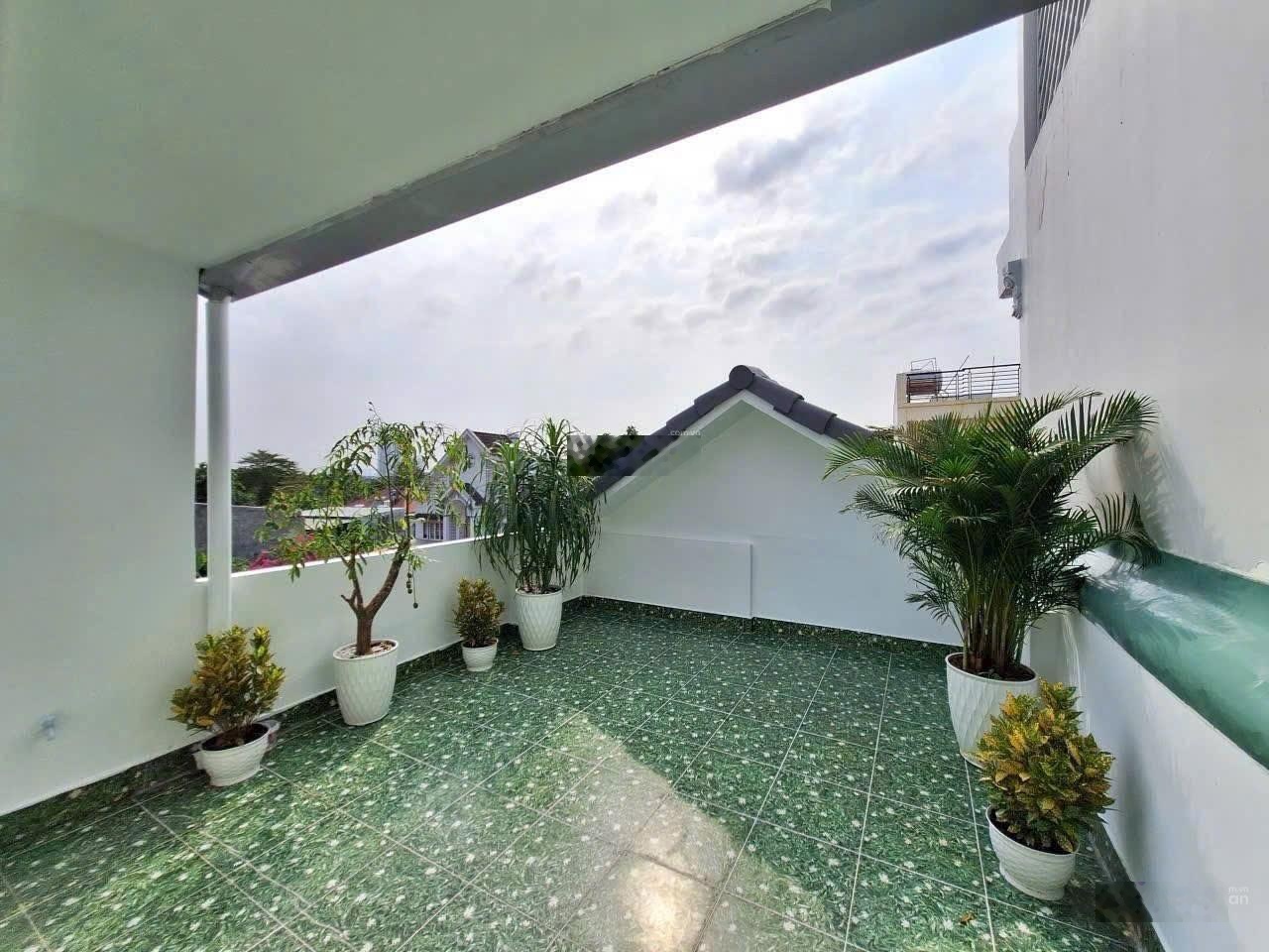 Hiếm!Nhà Mới Gần Chợ Cầu Đồng Thạnh Lộc 31, Cách Sông Sài Gòn 100m.