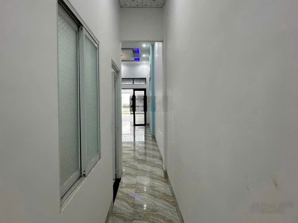 Bán nhà 2 phòng ngủ gần chợ Thạnh Phú, giá siêu hời trước tết Bính Ngọ 2026