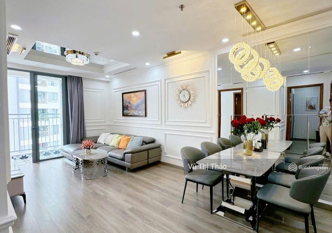 Chính chủ bán gấp nhà tập thể tầng thấp, trung tự, chùa bộc, 80m, 3pn, 2wc, 1 sân, 1 b.công, sổ sẵn