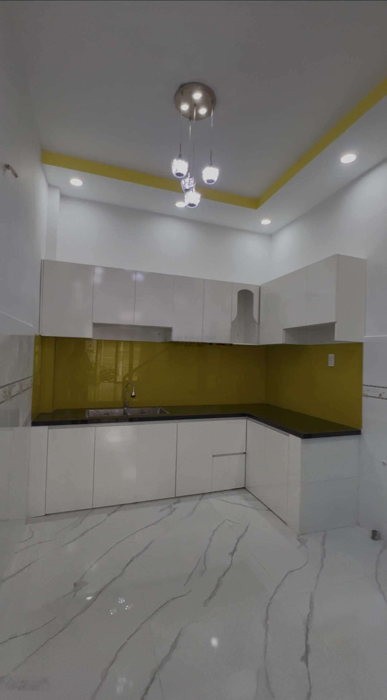 Nhà mới - hẻm xe tăng - xe tải bon bon 8m - ngay hương lộ 2 - nhà 2 tầng kiên cố - 48m2